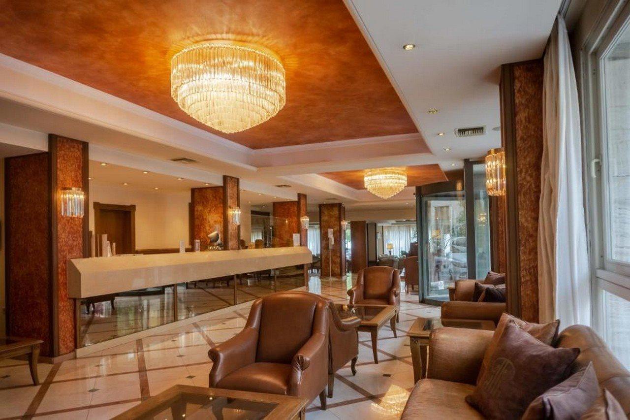 Park Hotel Волос Экстерьер фото