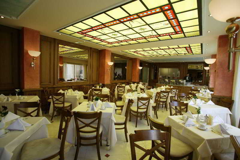 Park Hotel Волос Экстерьер фото