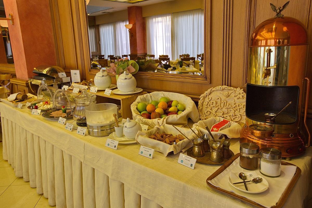 Park Hotel Волос Экстерьер фото