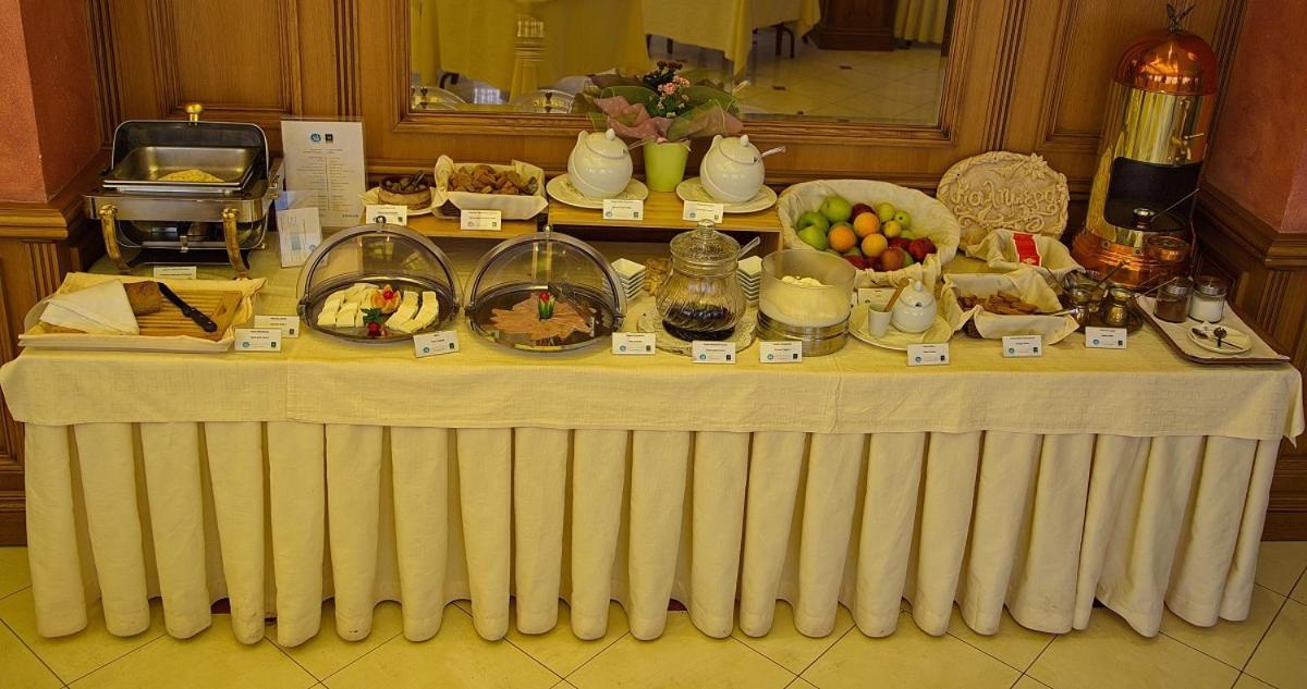 Park Hotel Волос Экстерьер фото